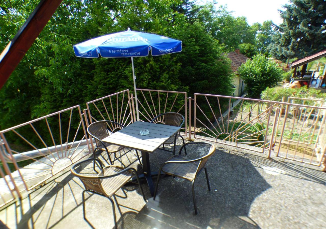 Vitorlas Apartmanhaz Siofok Exterior photo