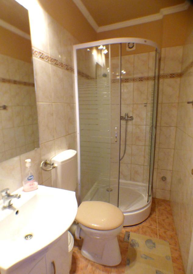 Vitorlas Apartmanhaz Siofok Exterior photo