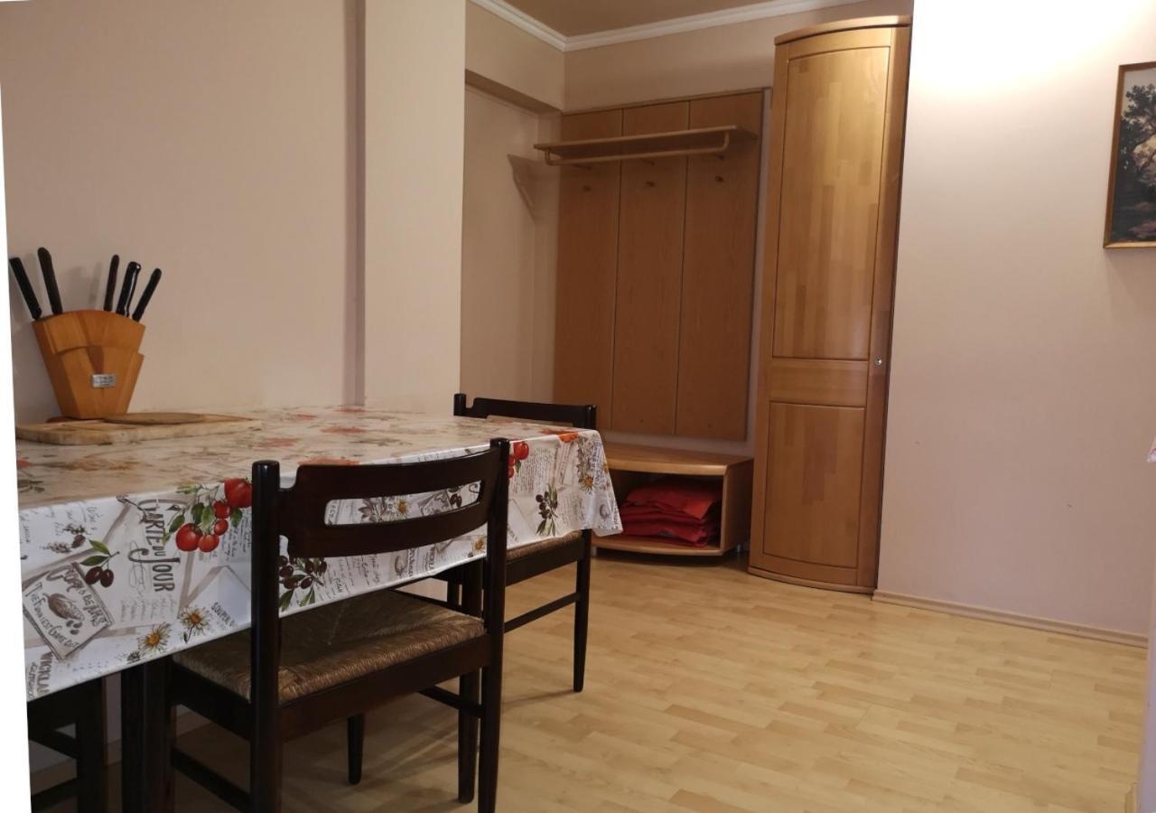 Vitorlas Apartmanhaz Siofok Exterior photo